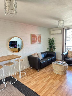 CENTRE FREMANTLE 2 queen bedroom APARTMENT